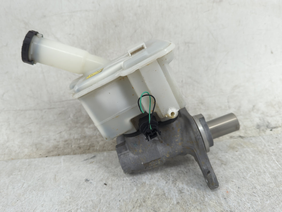 2012-2019 Nissan Versa Brake Master Cylinder 1452081 - Oemusedautoparts1.com