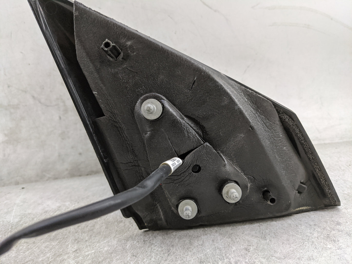 2015-2019 Nissan Versa Driver Side View Mirror - Left Door Mirror OEM Used - Oemusedautoparts1.com