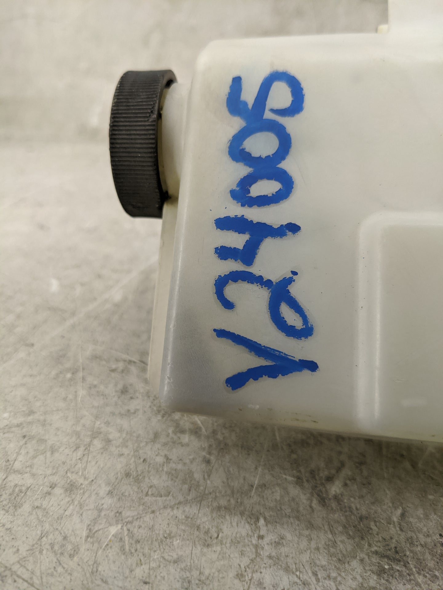 2013-2019 Nissan Versa Radiator Coolant Overflow Expansion Tank Bottle 1476943 - Oemusedautoparts1.com