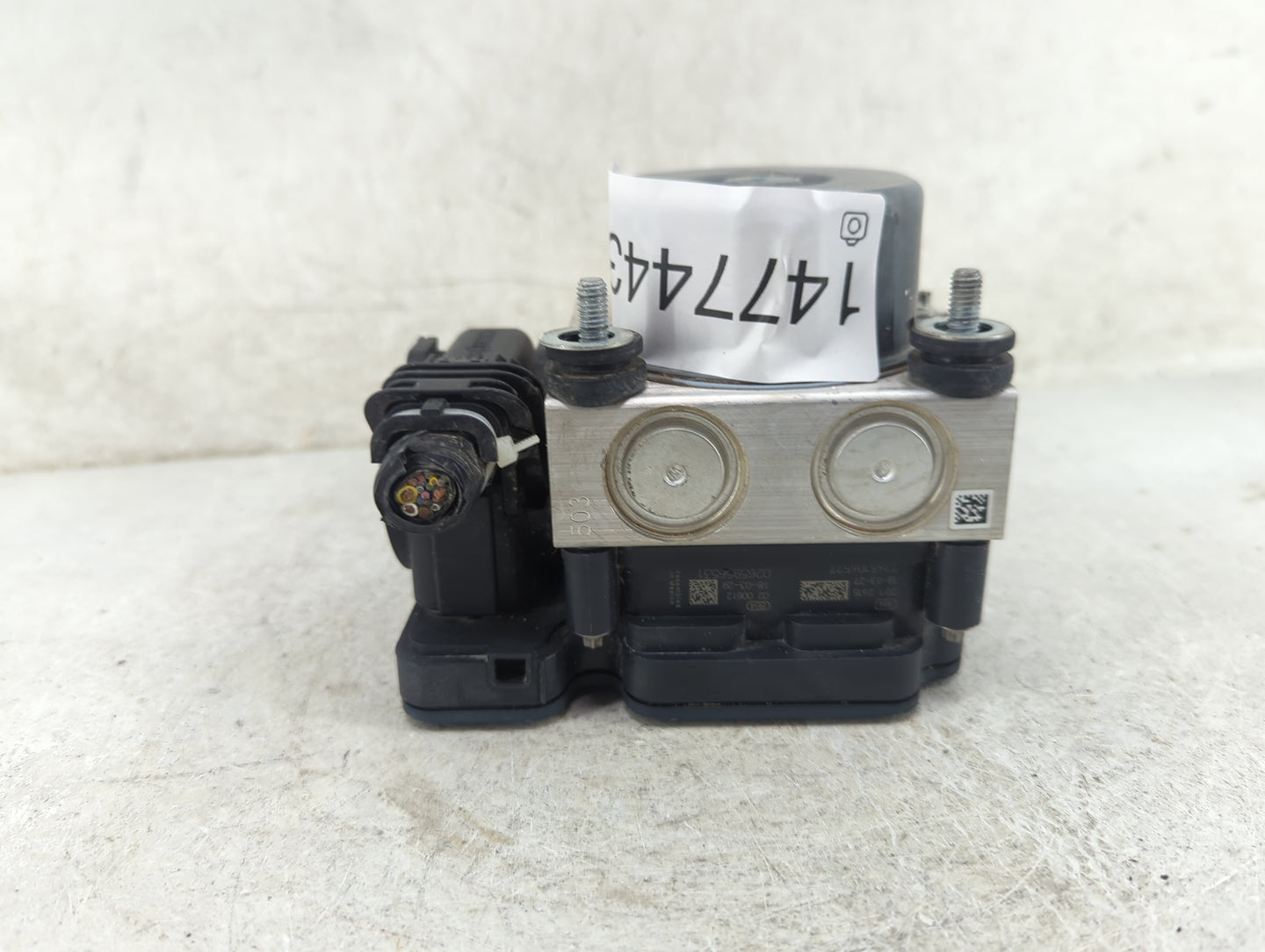 2015-2019 Nissan Versa ABS Pump Control Module Replacement P/N:47660 9KS0A 0 265 259 768 Fits Fits 2015 2016 2017 2018 2019 