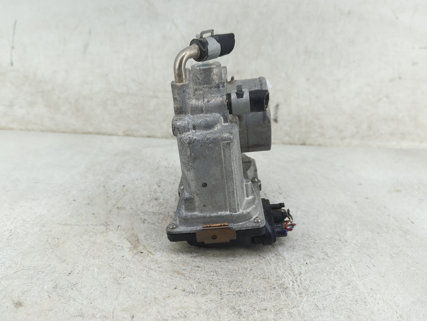 2012-2019 Nissan Versa Throttle Body P/N:3AA50-02H Fits Fits 2012 2013 2014 2015 2016 2017 2018 2019 OEM Used Auto Parts - O