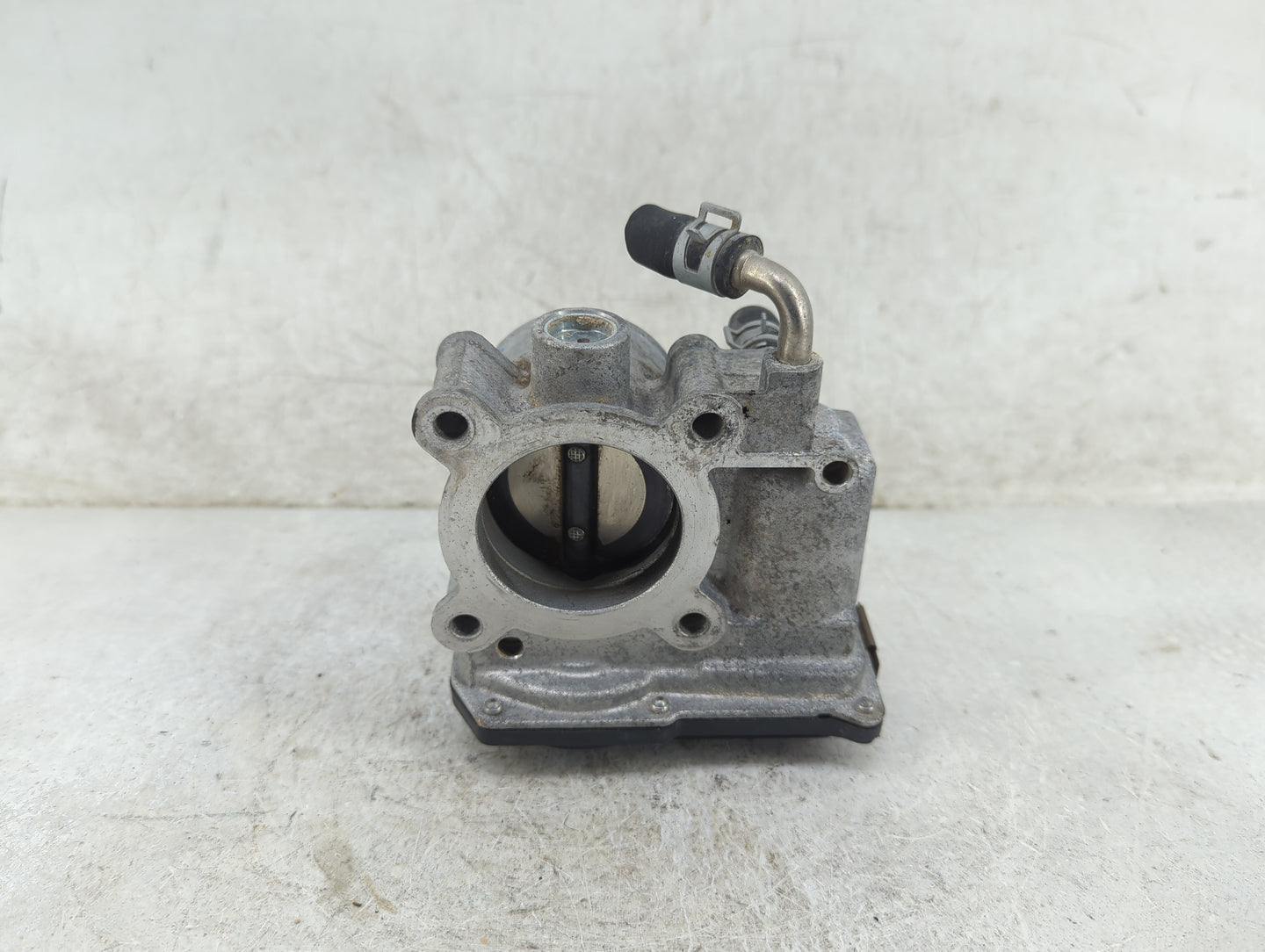 2012-2019 Nissan Versa Throttle Body P/N:3AA50-02H Fits Fits 2012 2013 2014 2015 2016 2017 2018 2019 OEM Used Auto Parts - O