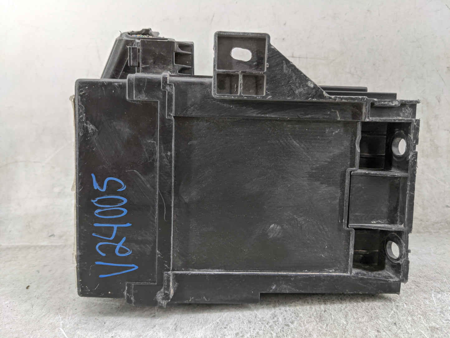 2013-2019 Nissan Versa Fusebox Fuse Box Panel Relay Module Fits Fits 2013 2014 2015 2016 2017 2018 2019 OEM Used Auto Parts 