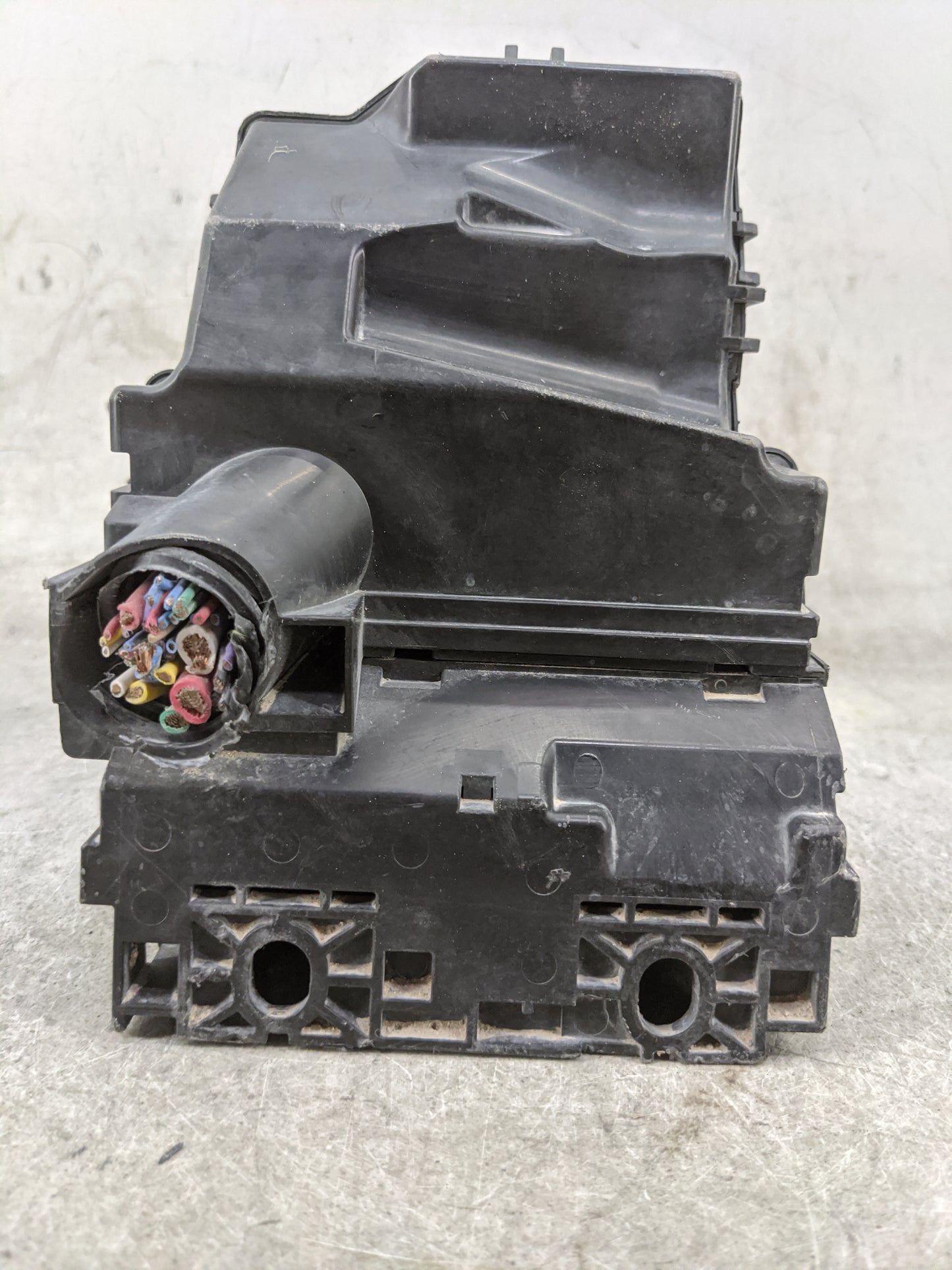 2013-2019 Nissan Versa Fusebox Fuse Box Panel Relay Module Fits Fits 2013 2014 2015 2016 2017 2018 2019 OEM Used Auto Parts 