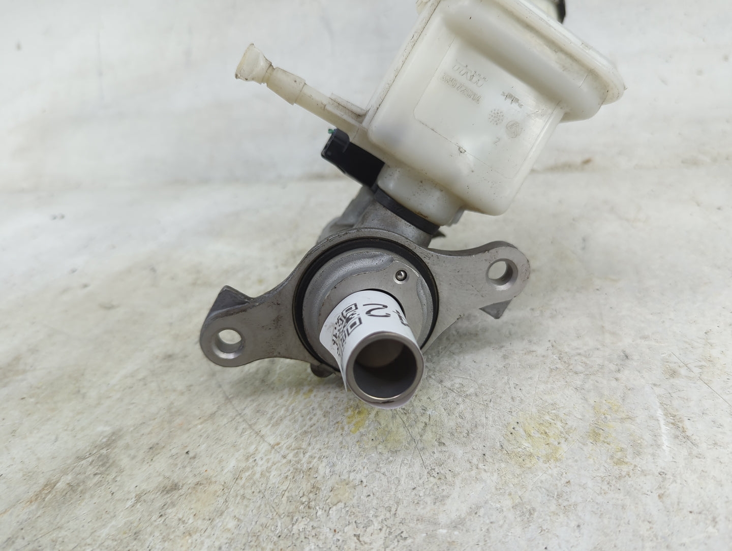 2012-2019 Nissan Versa Brake Master Cylinder 1496642 - Oemusedautoparts1.com