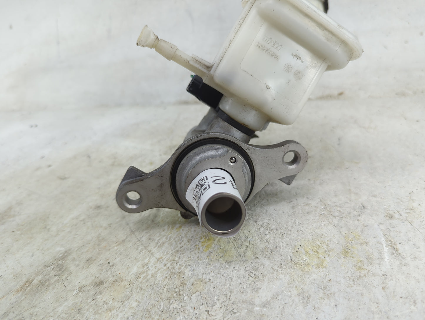 2012-2019 Nissan Versa Brake Master Cylinder 1496642 - Oemusedautoparts1.com