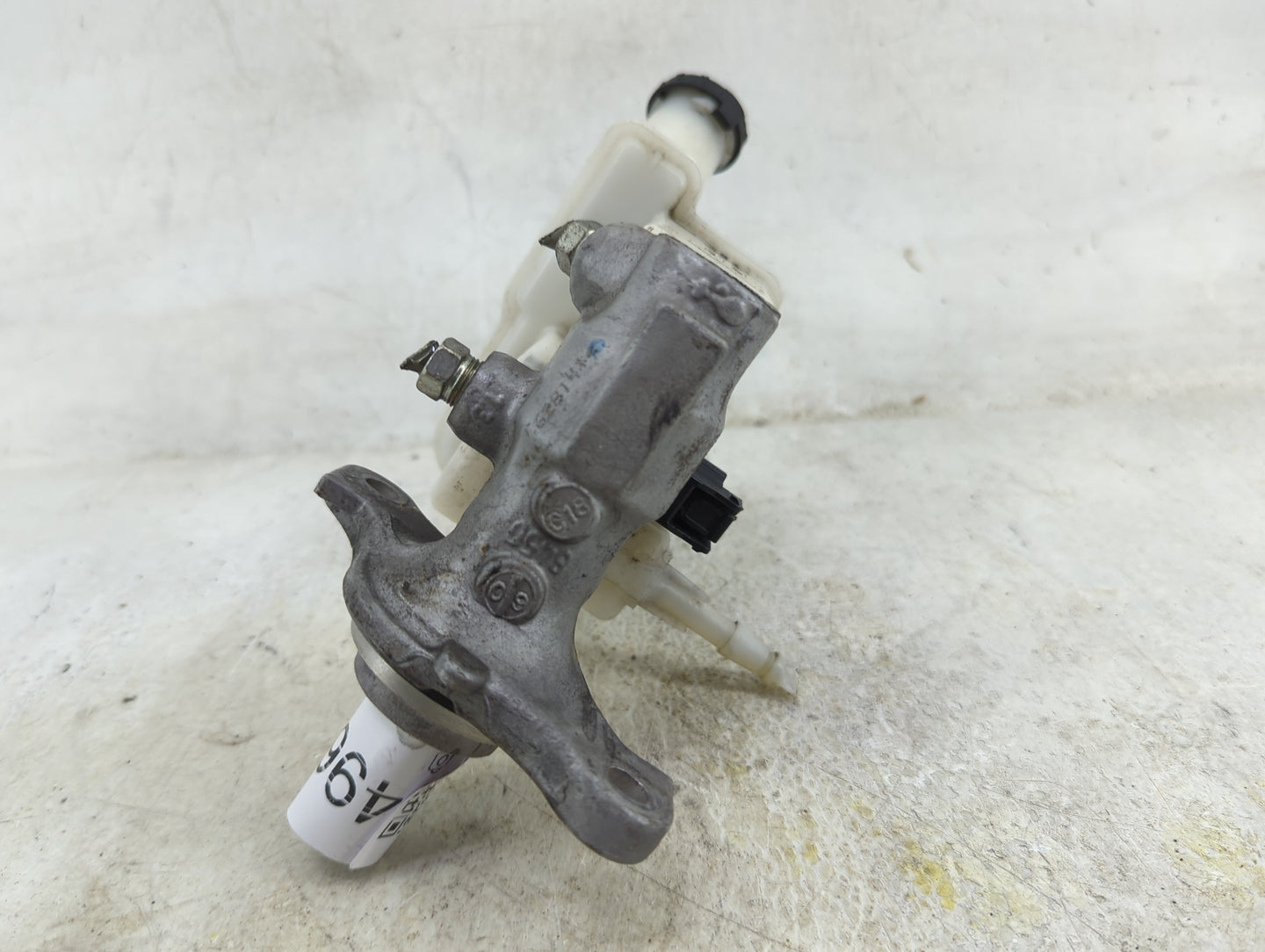 2012-2019 Nissan Versa Brake Master Cylinder 1496642 - Oemusedautoparts1.com