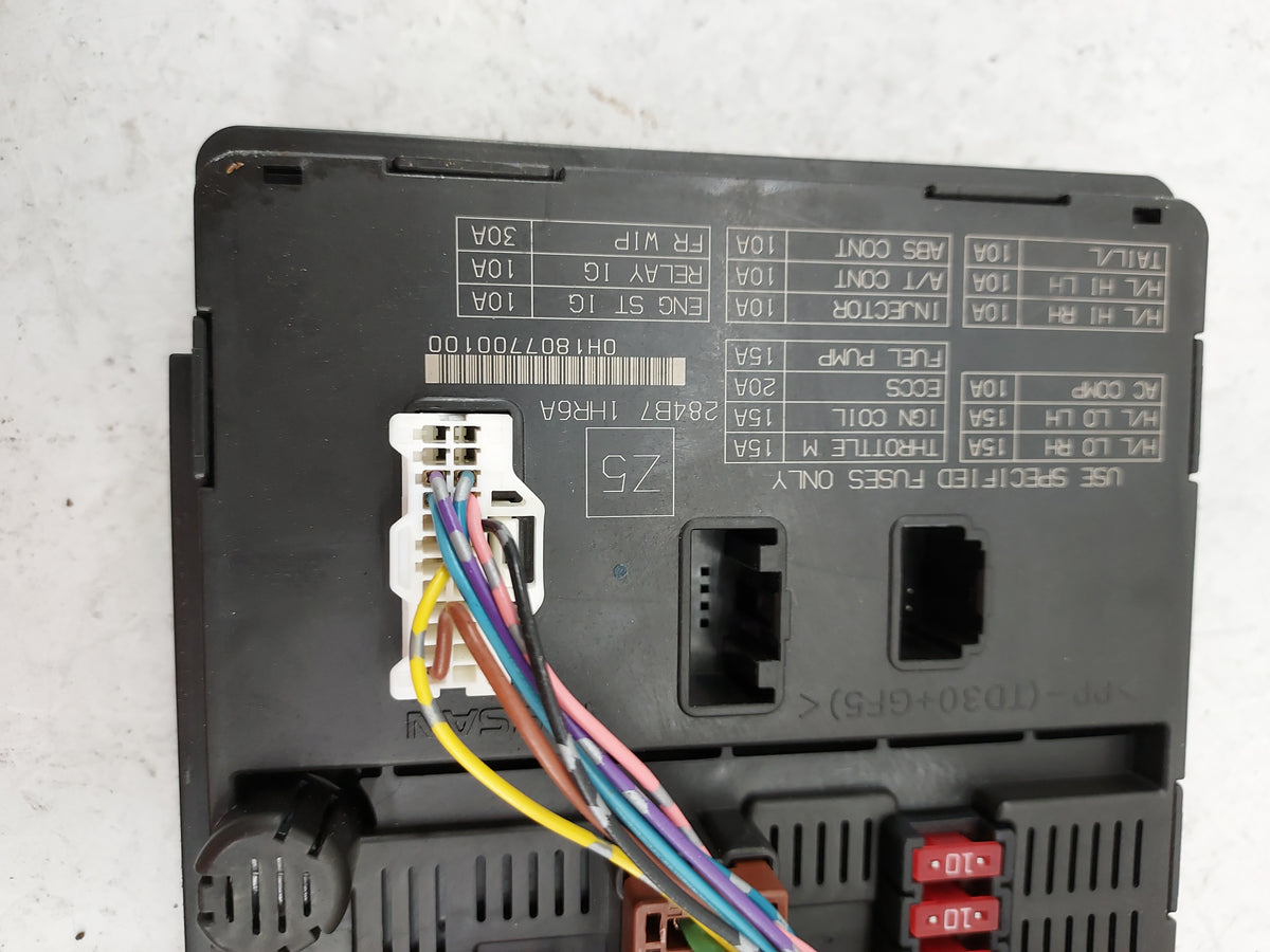 2013-2019 Nissan Versa Fusebox Fuse Box Panel Relay Module P/N:284B7 1HR6A 0H1807700100 Fits OEM Used Auto Parts - Oemusedau