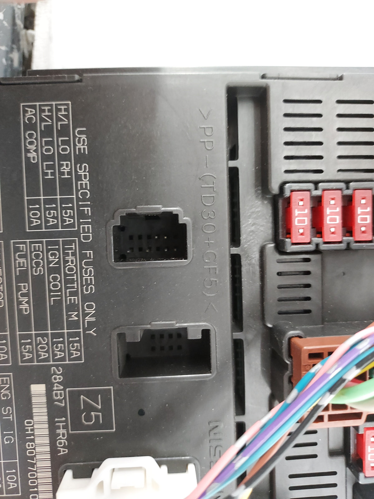 2013-2019 Nissan Versa Fusebox Fuse Box Panel Relay Module P/N:284B7 1HR6A 0H1807700100 Fits OEM Used Auto Parts - Oemusedau