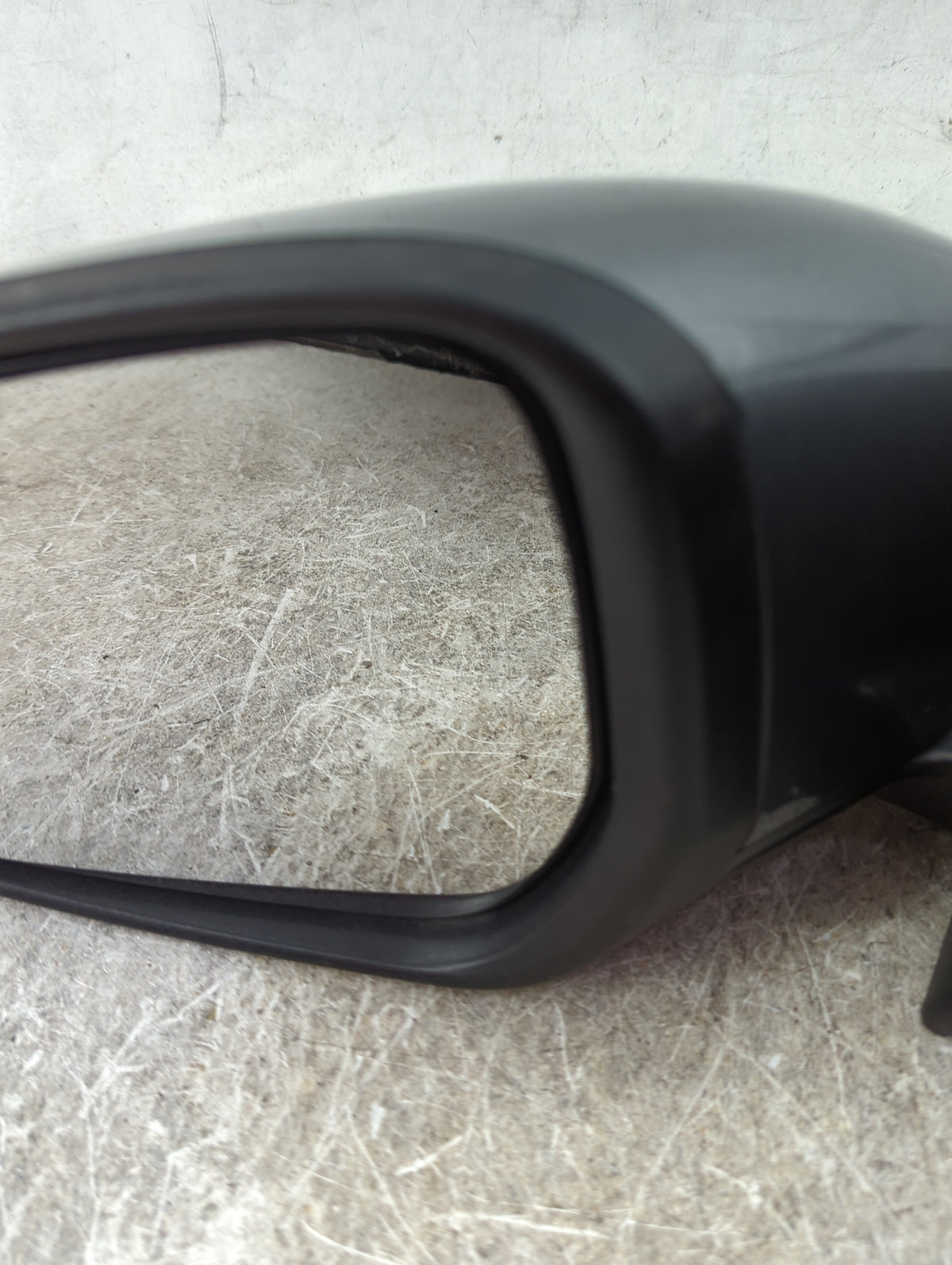 2015-2019 Nissan Versa Driver Side View Mirror - Left Door Mirror OEM Used - Oemusedautoparts1.com
