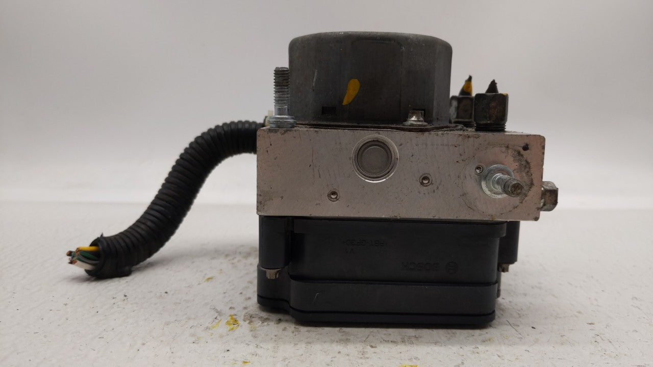 2015-2019 Nissan Versa ABS Pump Control Module Replacement P/N:47660 9KS0A 47660 9KL0A Fits Fits 2015 2016 2017 2018 2019 OE