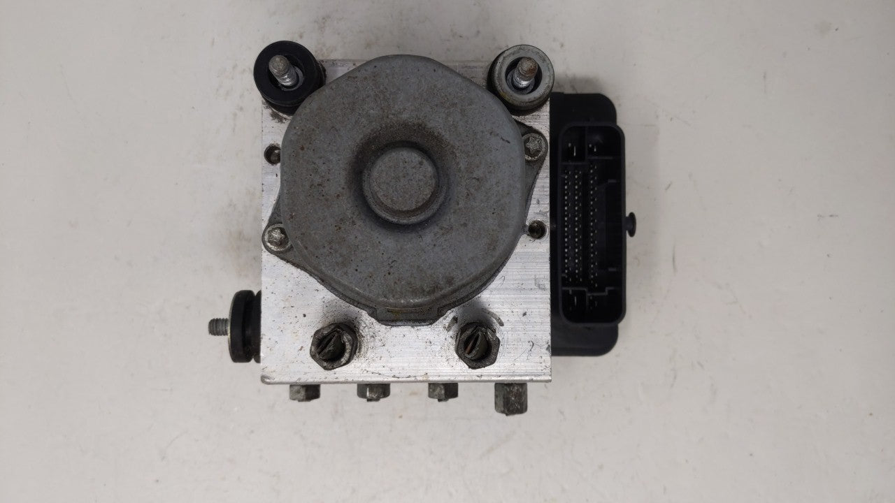 2015-2019 Nissan Versa ABS Pump Control Module Replacement P/N:47660 9KS0A 47660 9KL0A Fits Fits 2015 2016 2017 2018 2019 OE