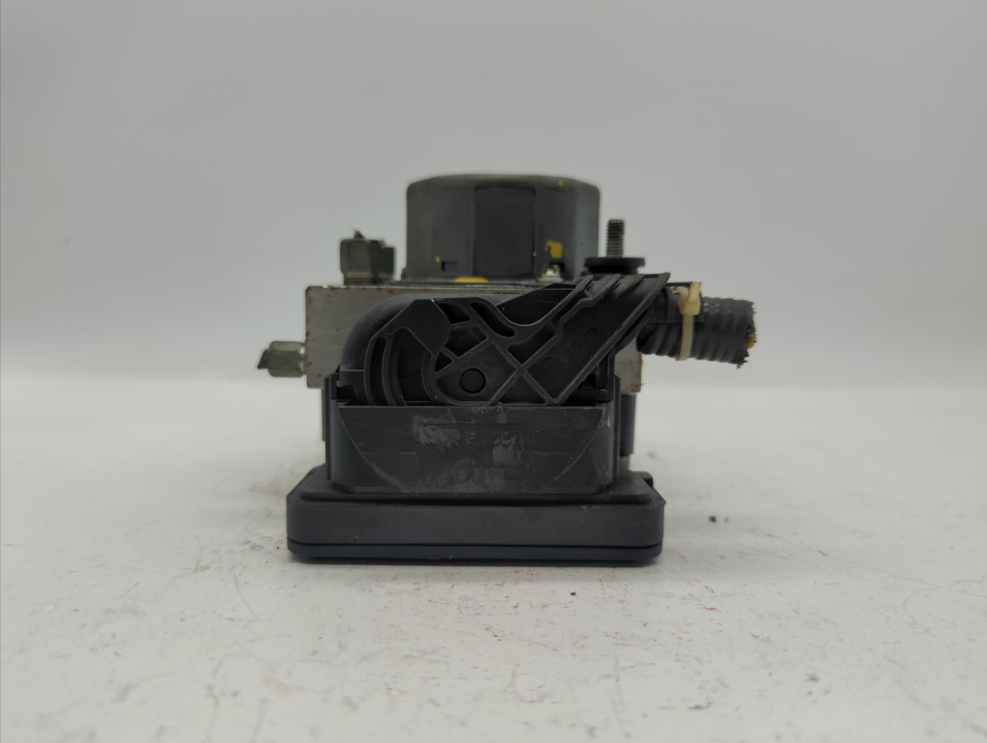 2015-2019 Nissan Versa ABS Pump Control Module Replacement P/N:47660 9KS0A 47660 9KL0A Fits Fits 2015 2016 2017 2018 2019 OE