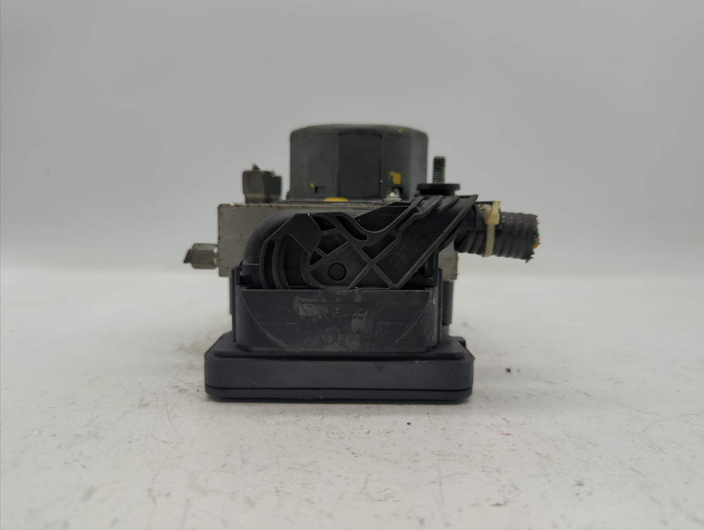 2015-2019 Nissan Versa ABS Pump Control Module Replacement P/N:47660 9KS0A 47660 9KL0A Fits Fits 2015 2016 2017 2018 2019 OE