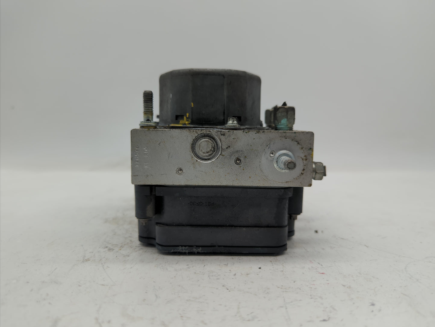 2015-2019 Nissan Versa ABS Pump Control Module Replacement P/N:47660 9KS0A 47660 9KL0A Fits Fits 2015 2016 2017 2018 2019 OE