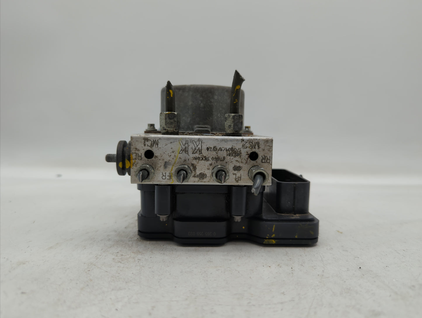 2015-2019 Nissan Versa ABS Pump Control Module Replacement P/N:47660 9KS0A 47660 9KL0A Fits Fits 2015 2016 2017 2018 2019 OE