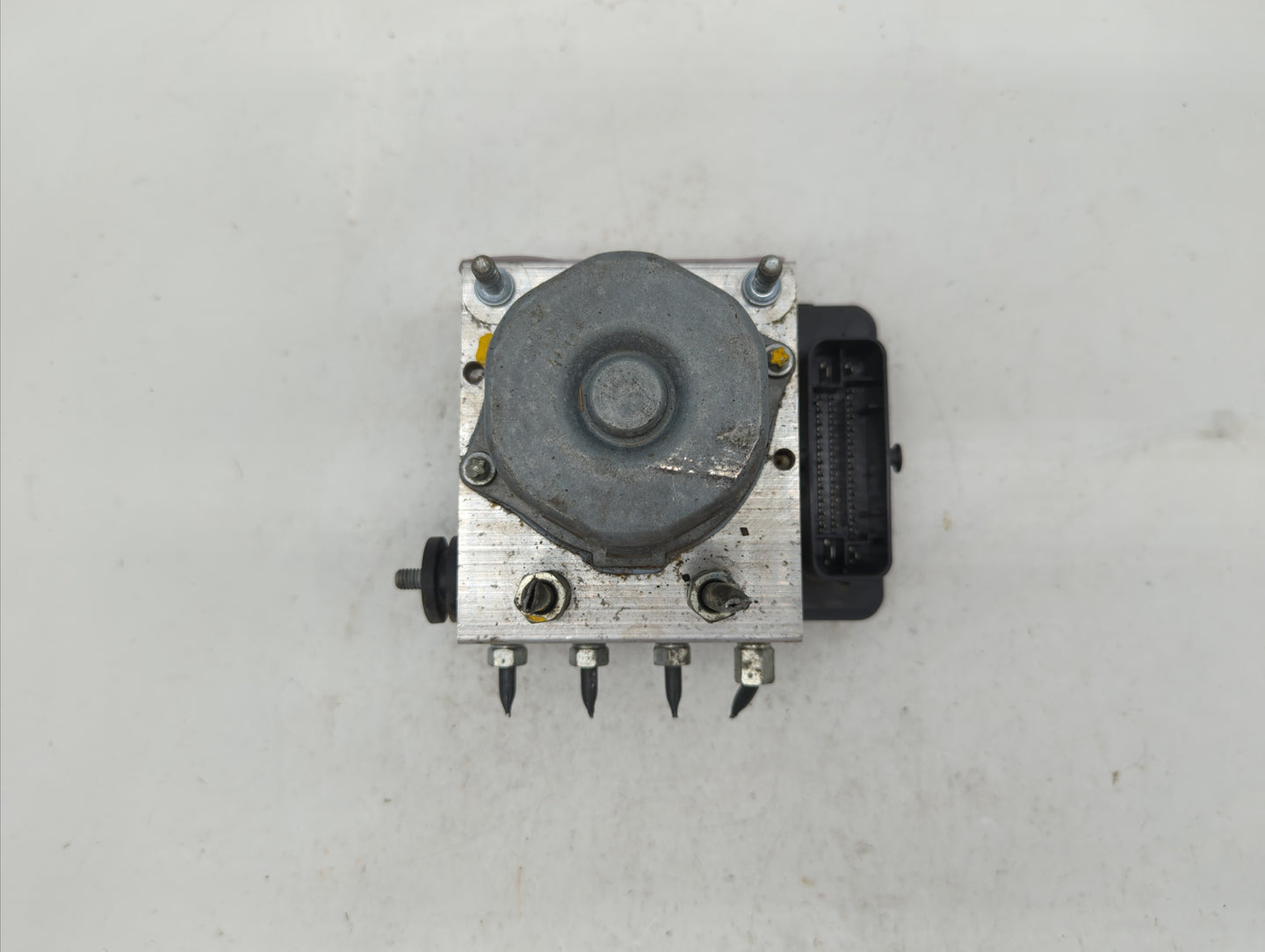 2015-2019 Nissan Versa ABS Pump Control Module Replacement P/N:47660 9KS0A 47660 9KL0A Fits Fits 2015 2016 2017 2018 2019 OE