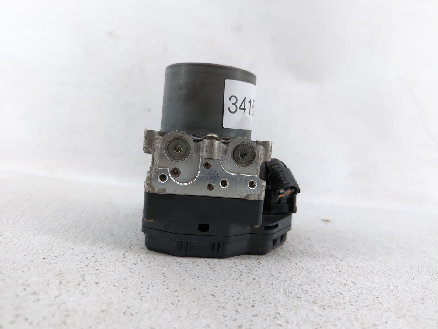 2015-2019 Nissan Versa ABS Pump Control Module Replacement P/N:133800-4540 89541-42320 Fits Fits 2015 2016 2017 2018 2019 OE