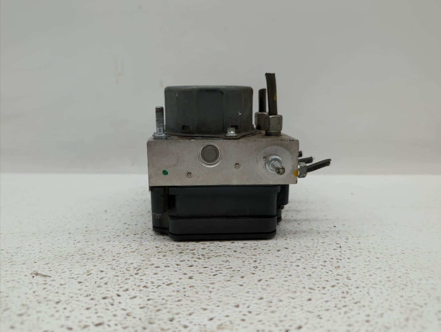 2015-2019 Nissan Versa ABS Pump Control Module Replacement P/N:133800-4540 89541-42320 Fits Fits 2015 2016 2017 2018 2019 OE