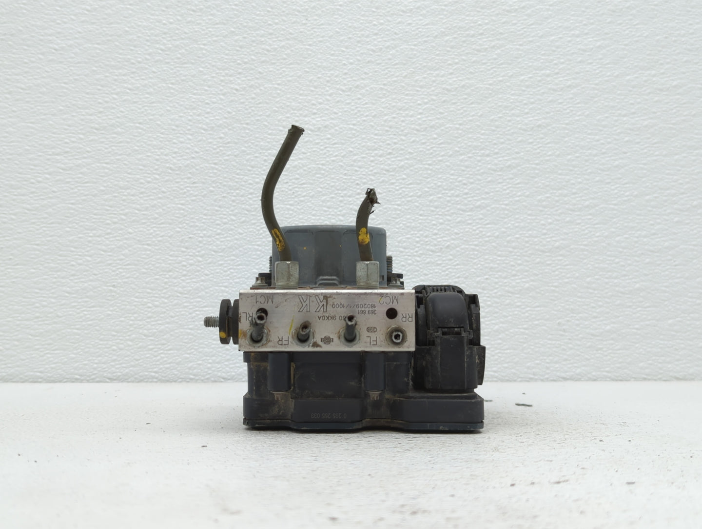 2015-2019 Nissan Versa ABS Pump Control Module Replacement P/N:47660 9KL0A 133800-4540 Fits Fits 2015 2016 2017 2018 2019 OE