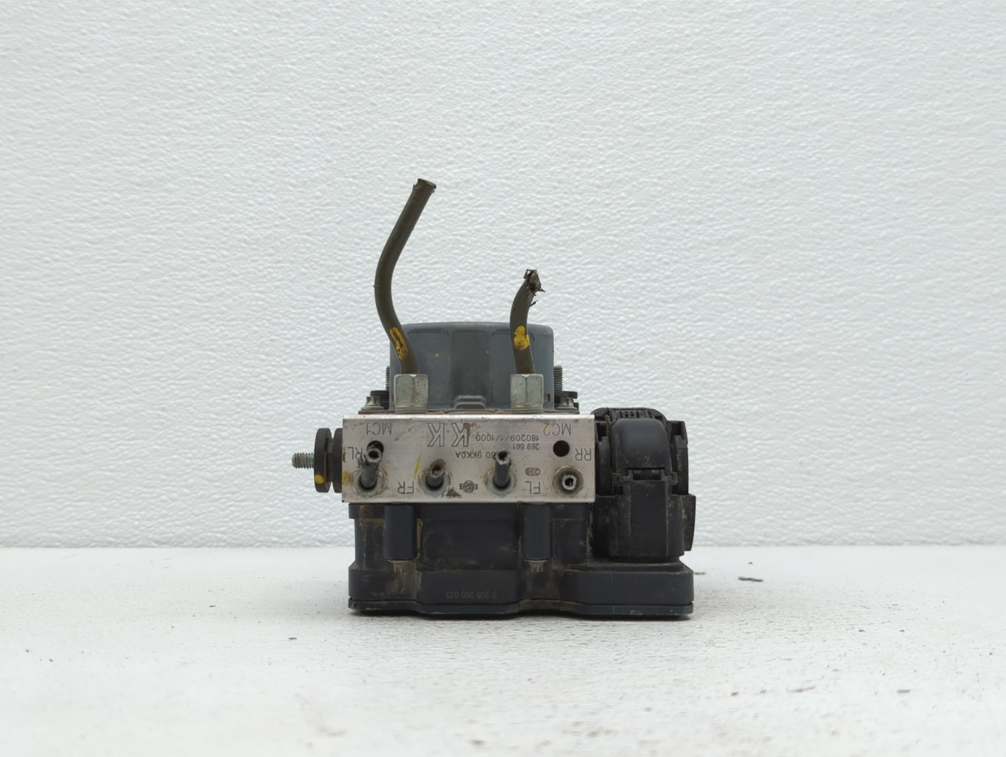 2015-2019 Nissan Versa ABS Pump Control Module Replacement P/N:47660 9KL0A 133800-4540 Fits Fits 2015 2016 2017 2018 2019 OE