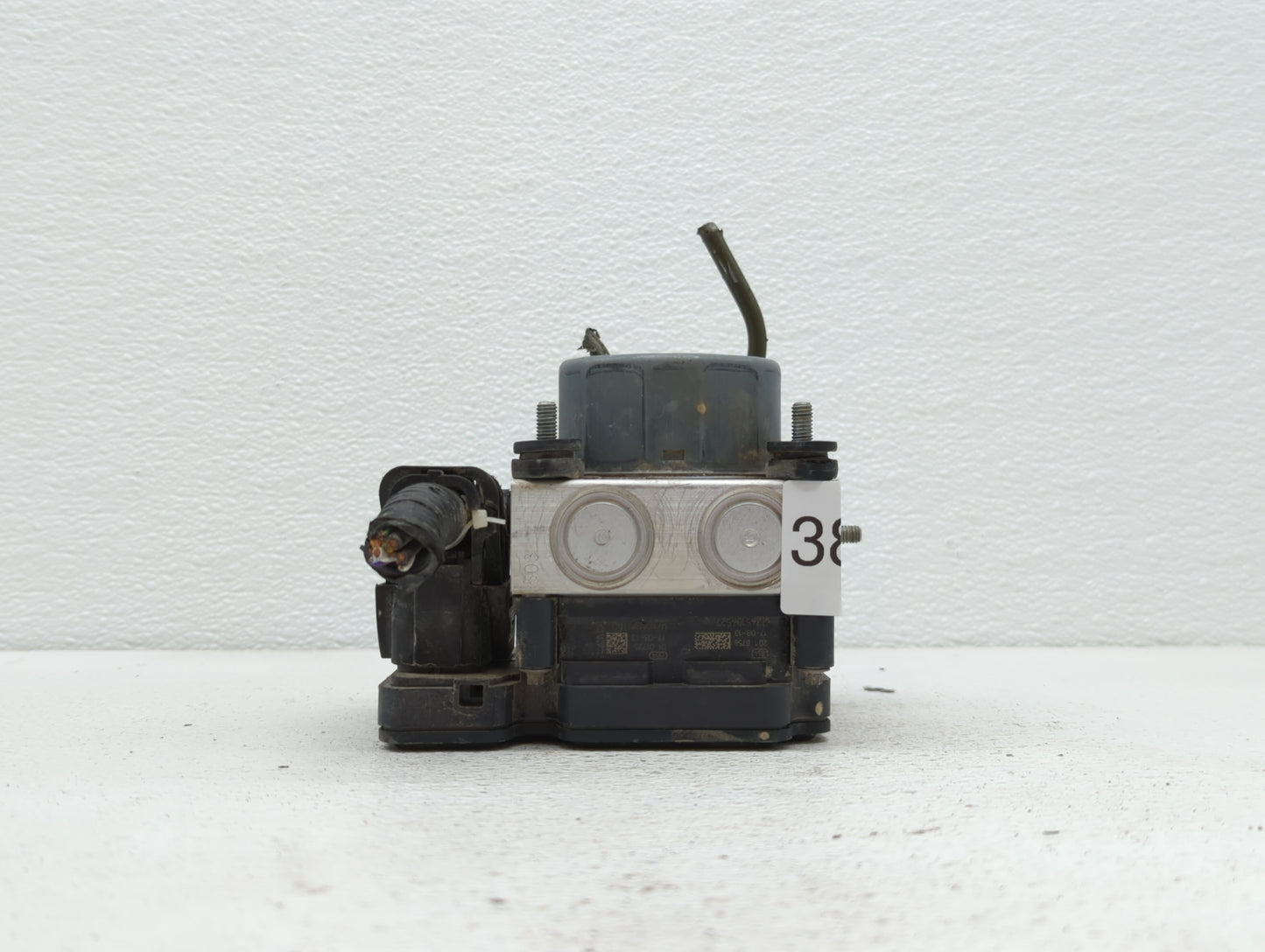 2015-2019 Nissan Versa ABS Pump Control Module Replacement P/N:47660 9KL0A 133800-4540 Fits Fits 2015 2016 2017 2018 2019 OE