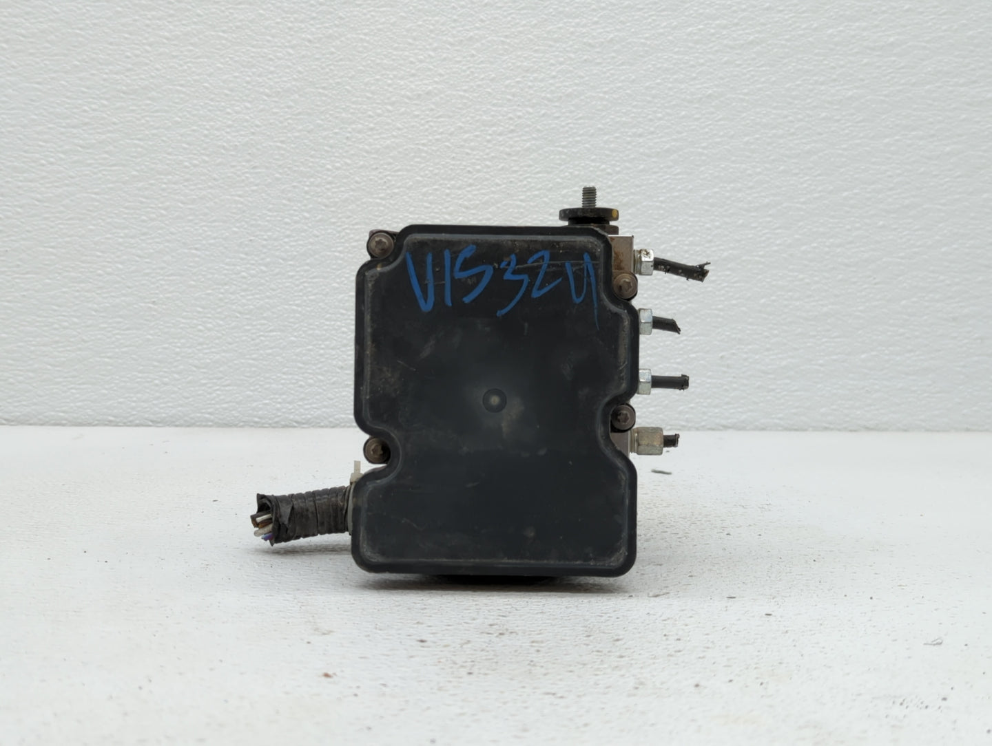 2015-2019 Nissan Versa ABS Pump Control Module Replacement P/N:47660 9KL0A 133800-4540 Fits Fits 2015 2016 2017 2018 2019 OE