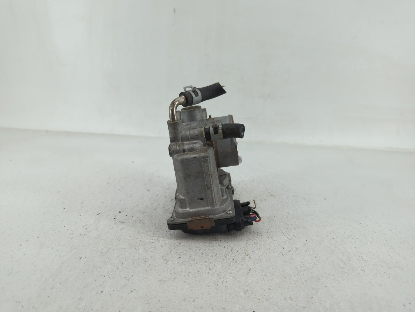 2012-2019 Nissan Versa Throttle Body P/N:3AA50-02 G 3AA50-02 B, 3AA50-02 C Fits Fits 2012 2013 2014 2015 2016 2017 2018 2019