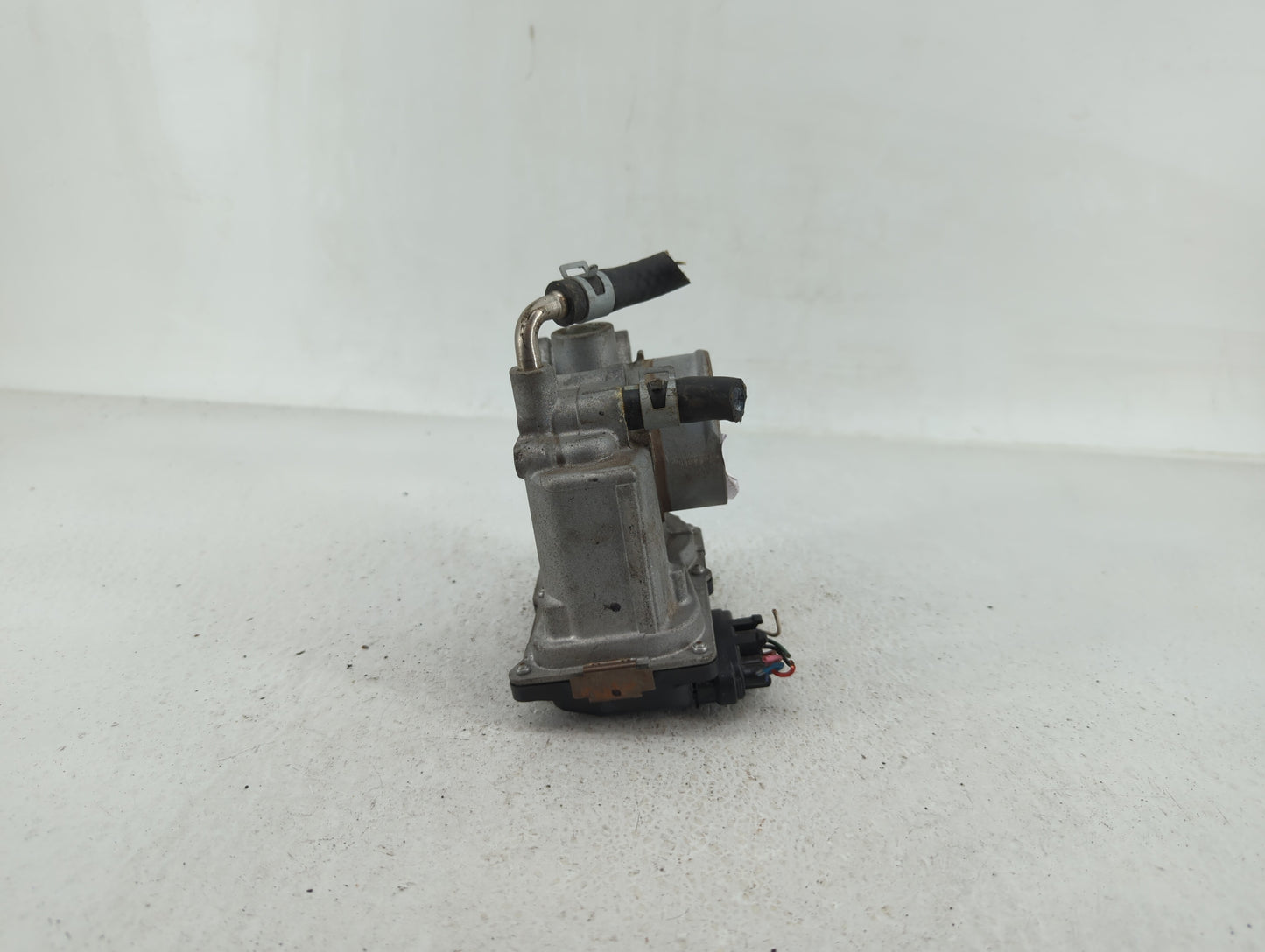 2012-2019 Nissan Versa Throttle Body P/N:3AA50-02 G 3AA50-02 B, 3AA50-02 C Fits Fits 2012 2013 2014 2015 2016 2017 2018 2019