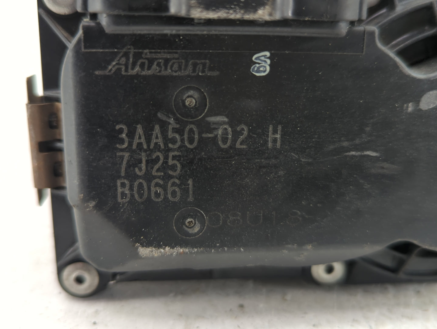 2012-2019 Nissan Versa Throttle Body P/N:3AA50-02 G 3AA50-02 B, 3AA50-02 C Fits Fits 2012 2013 2014 2015 2016 2017 2018 2019