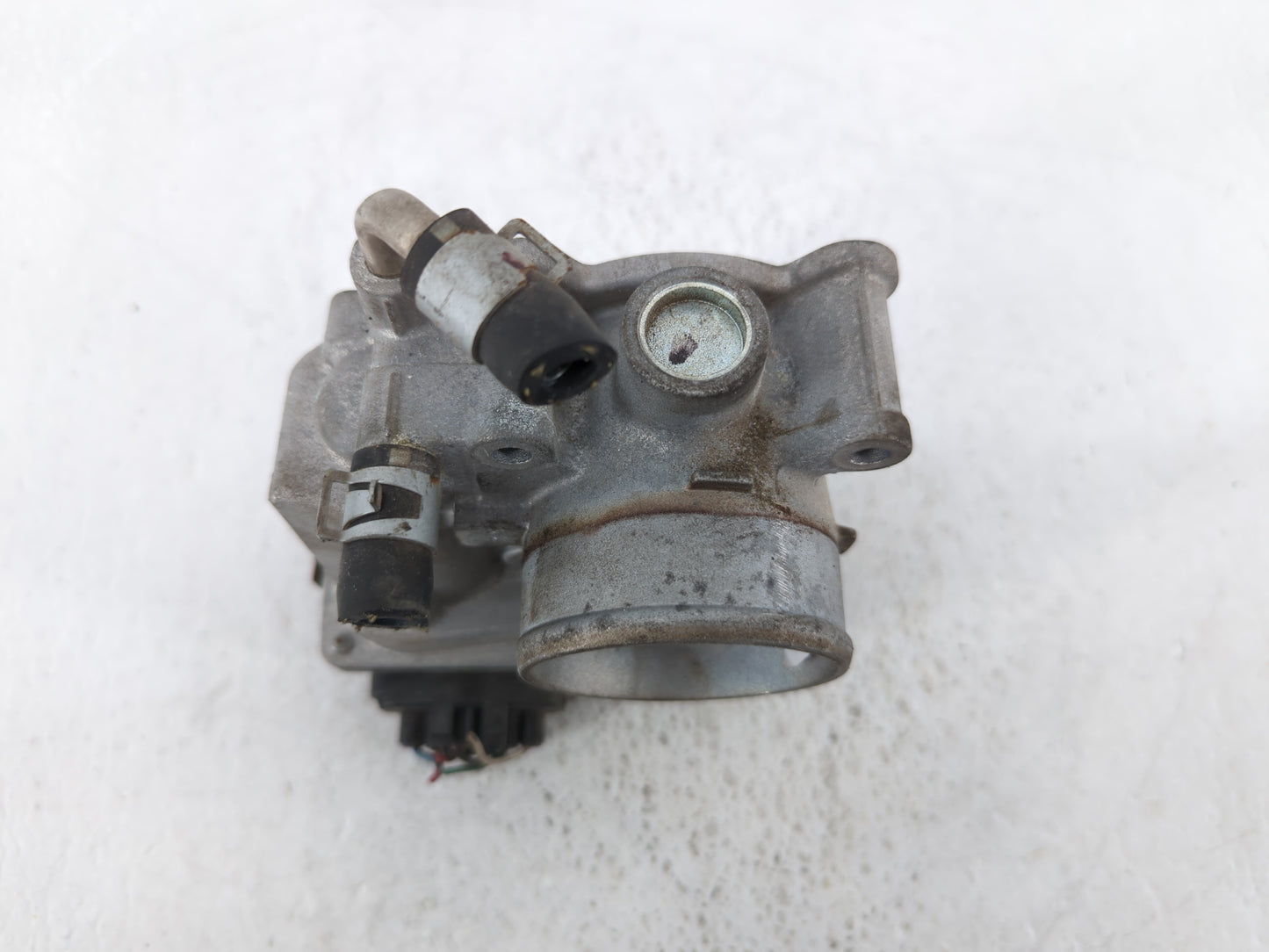 2012-2019 Nissan Versa Throttle Body P/N:3AA50-02 H 3AA50-02 E Fits Fits 2012 2013 2014 2015 2016 2017 2018 2019 OEM Used Au
