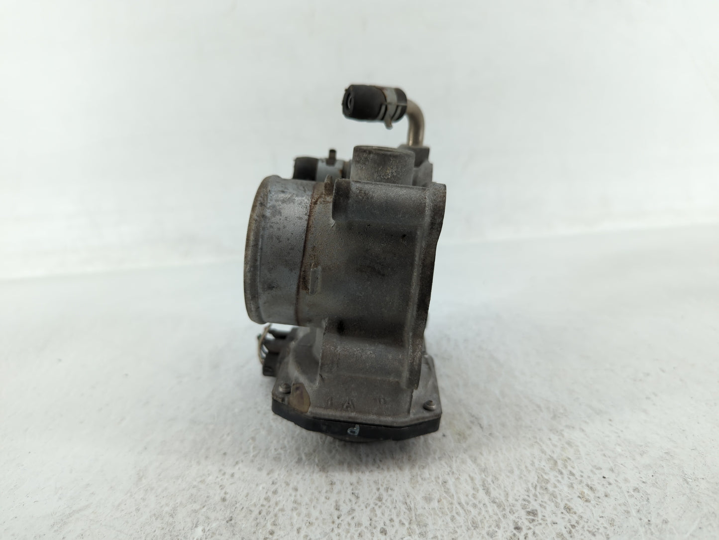 2012-2019 Nissan Versa Throttle Body P/N:3AA50-02 H 3AA50-02 E Fits Fits 2012 2013 2014 2015 2016 2017 2018 2019 OEM Used Au
