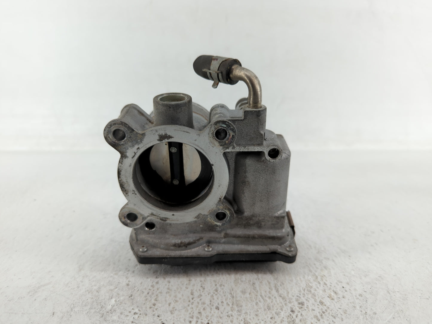 2012-2019 Nissan Versa Throttle Body P/N:3AA50-02 H 3AA50-02 E Fits Fits 2012 2013 2014 2015 2016 2017 2018 2019 OEM Used Au