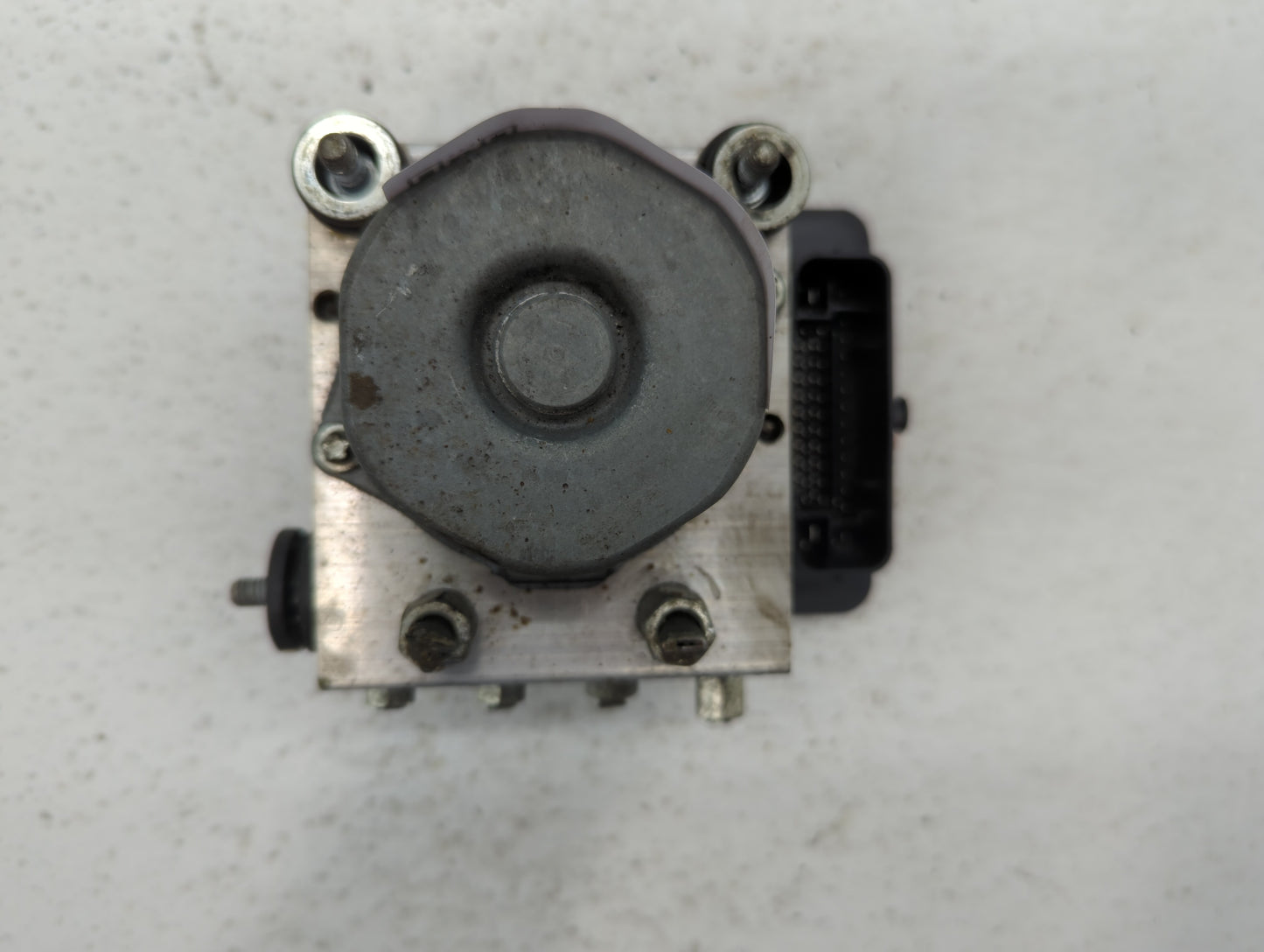 2015-2019 Nissan Versa ABS Pump Control Module Replacement P/N:47660 9KK0A 47660-9KK0A Fits Fits 2015 2016 2017 2018 2019 OE