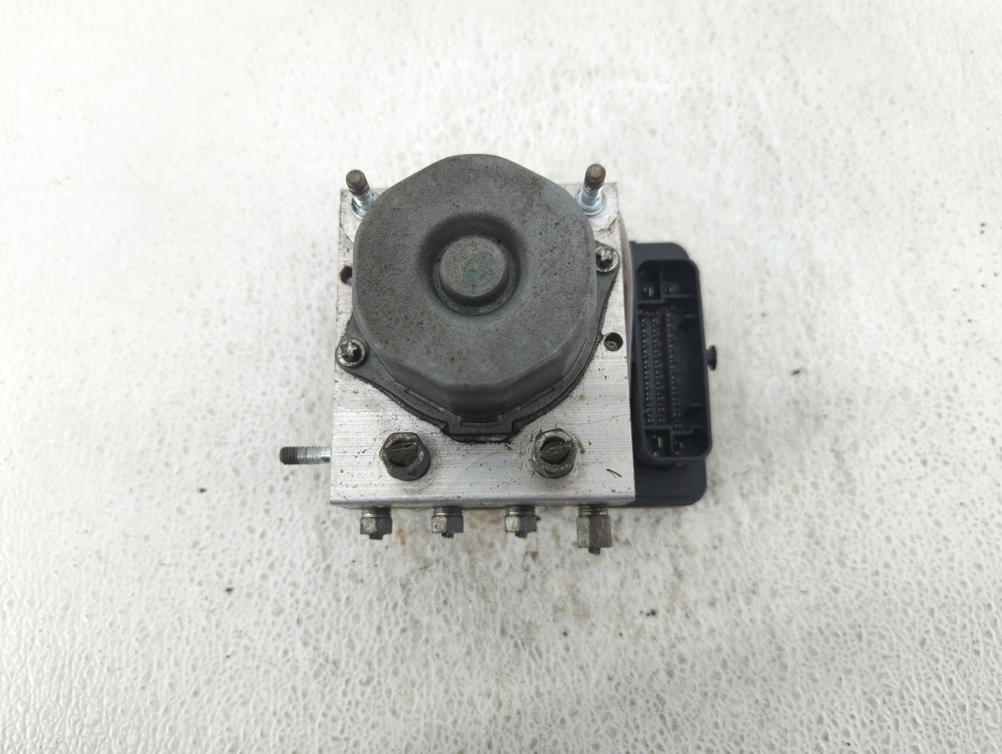 2015-2019 Nissan Versa ABS Pump Control Module Replacement P/N:47660 9KK0A Fits Fits 2015 2016 2017 2018 2019 OEM Used Auto 