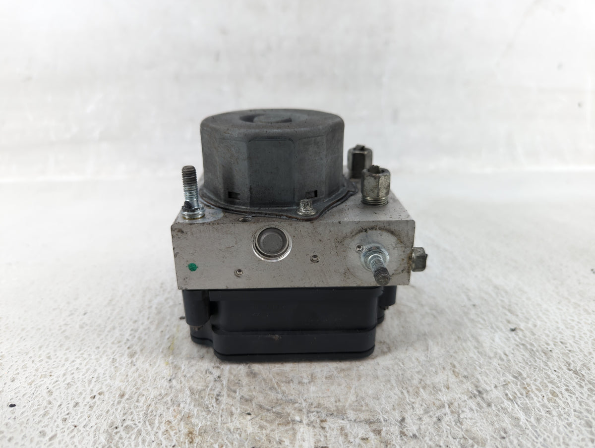 2015-2019 Nissan Versa Anti-Lock Brake ABS Pump Module Actuator OEM P/N:47660 9KK0A Fits Fits 2015 2016 2017 2018 2019 OEM U