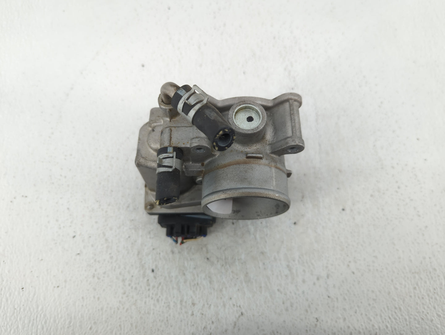 2012-2019 Nissan Versa Throttle Body P/N:3AA50-02 H Fits Fits 2012 2013 2014 2015 2016 2017 2018 2019 OEM Used Auto Parts - 