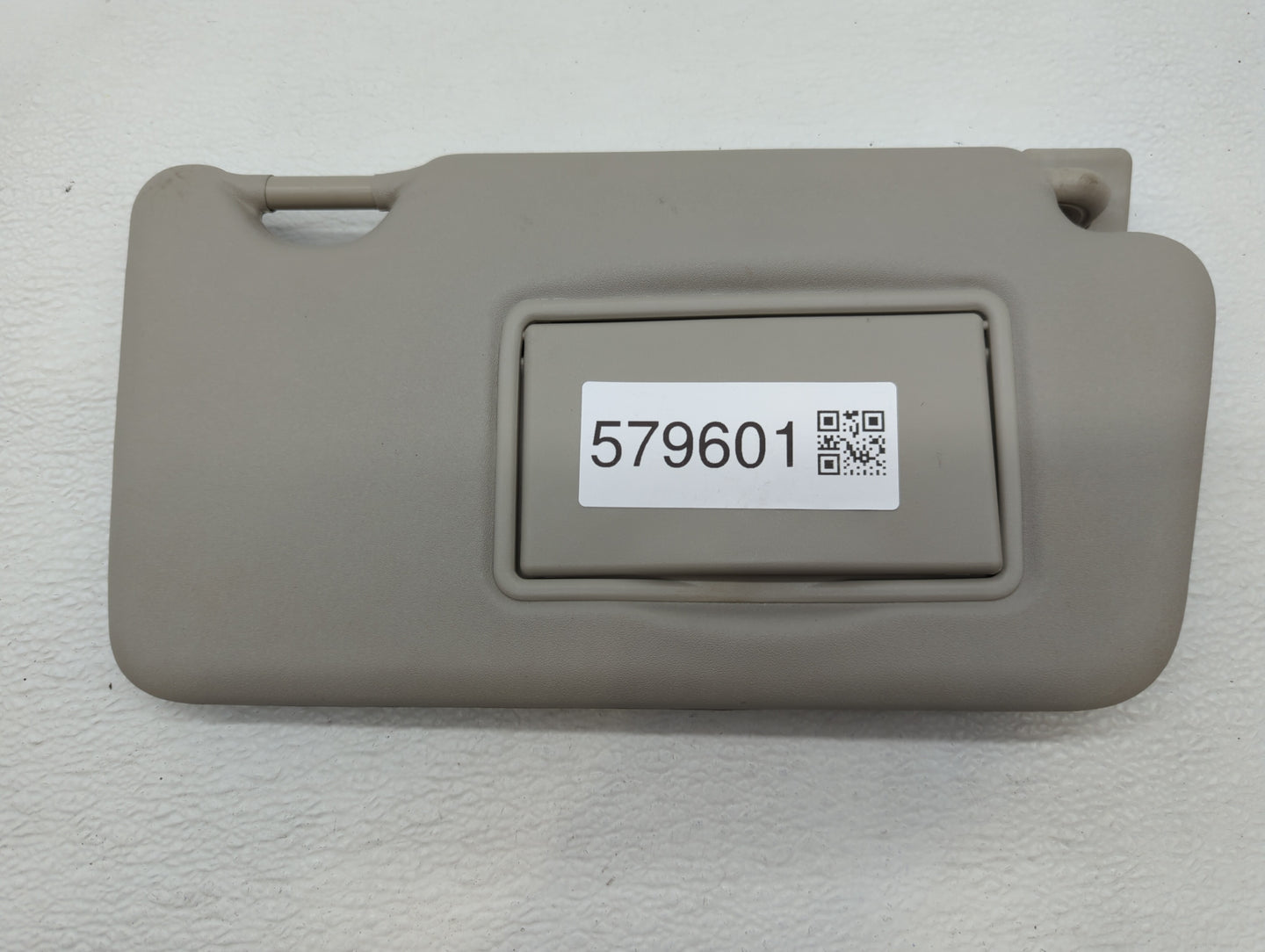 2016-2019 Nissan Versa Sun Visor Shade Replacement Passenger Right Mirror Fits Fits 2015 2016 2017 2018 2019 OEM Used Auto P