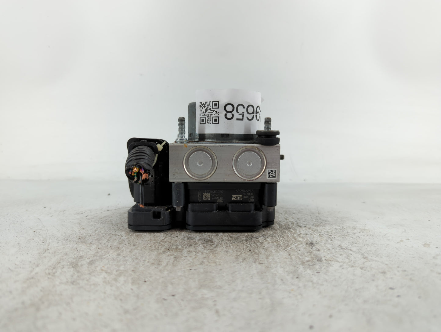 2015-2019 Nissan Versa ABS Pump Control Module Replacement P/N:269 885 47660 9KS0A Fits Fits 2015 2016 2017 2018 2019 OEM Us