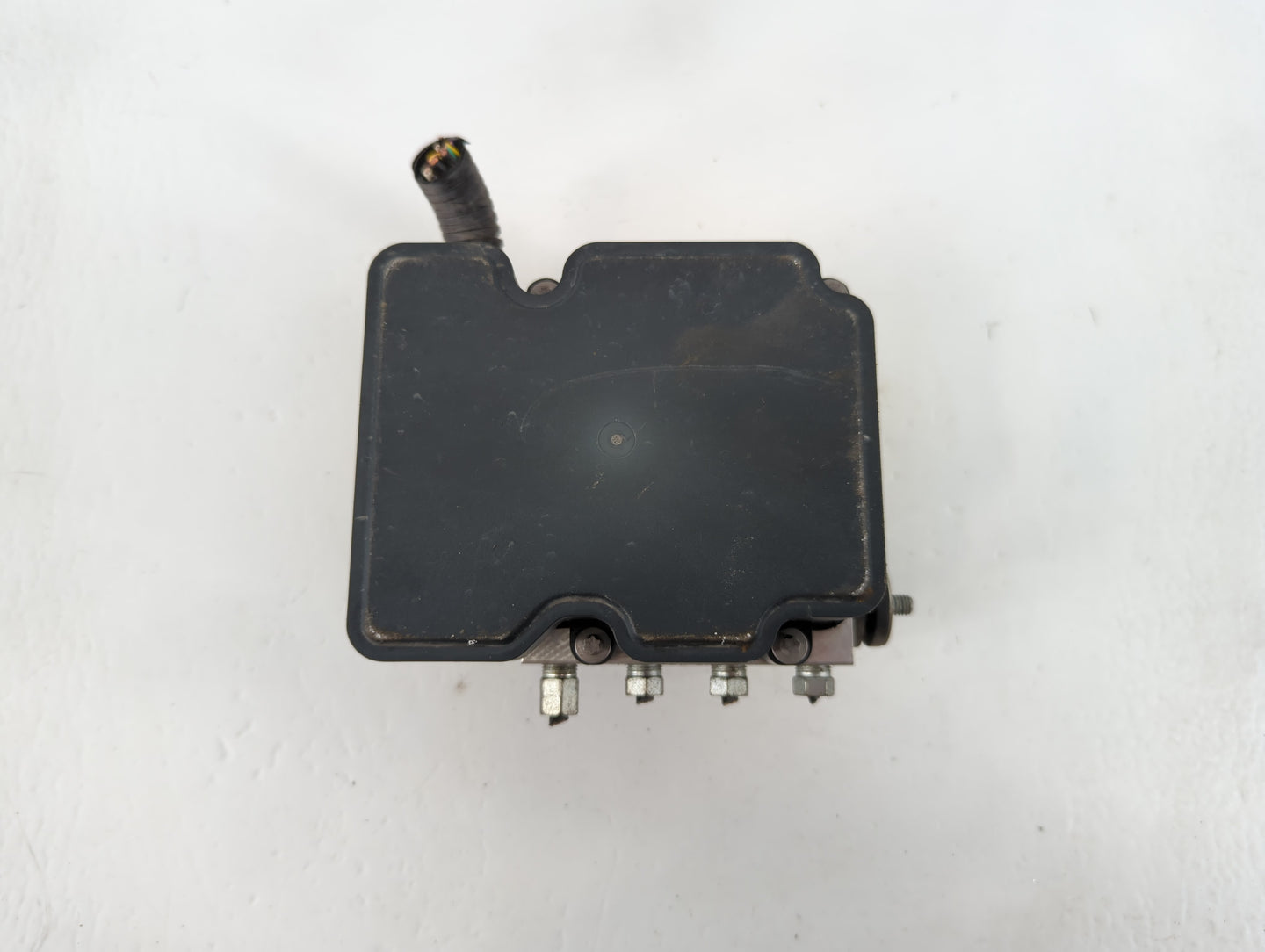 2015-2019 Nissan Versa ABS Pump Control Module Replacement P/N:47660 9KK0A Fits Fits 2015 2016 2017 2018 2019 OEM Used Auto 