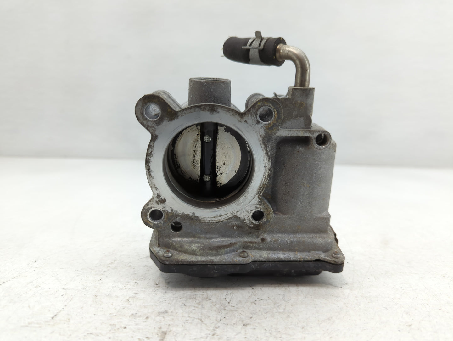 2012-2019 Nissan Versa Throttle Body P/N:3AA50-02 H Fits Fits 2012 2013 2014 2015 2016 2017 2018 2019 OEM Used Auto Parts - 
