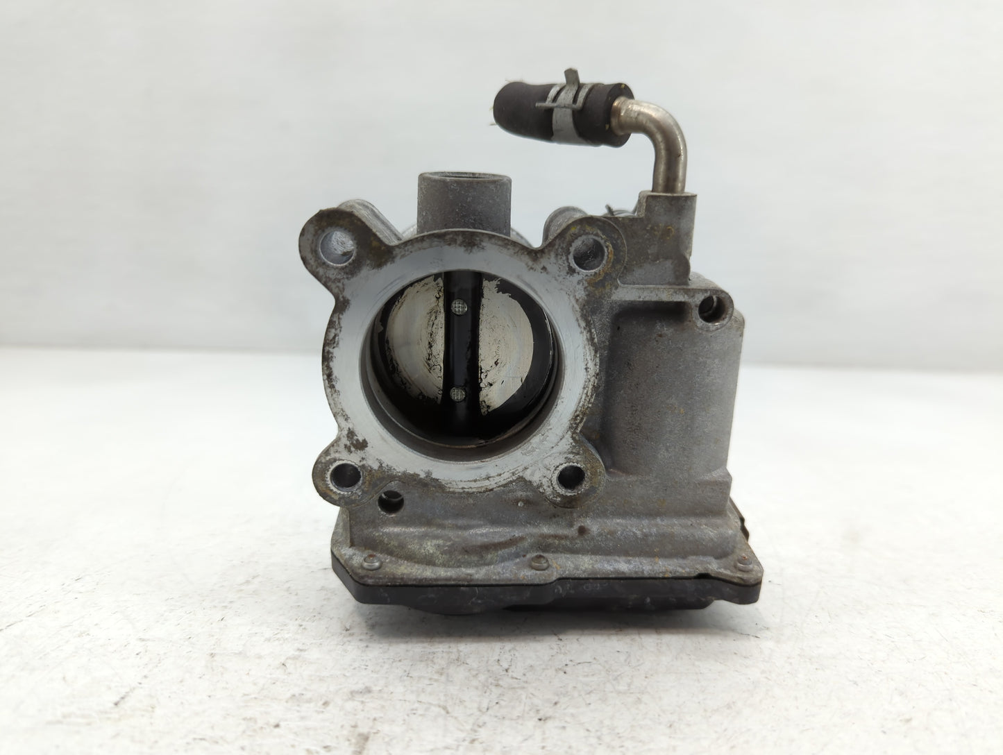 2012-2019 Nissan Versa Throttle Body P/N:3AA50-02 H Fits Fits 2012 2013 2014 2015 2016 2017 2018 2019 OEM Used Auto Parts - 