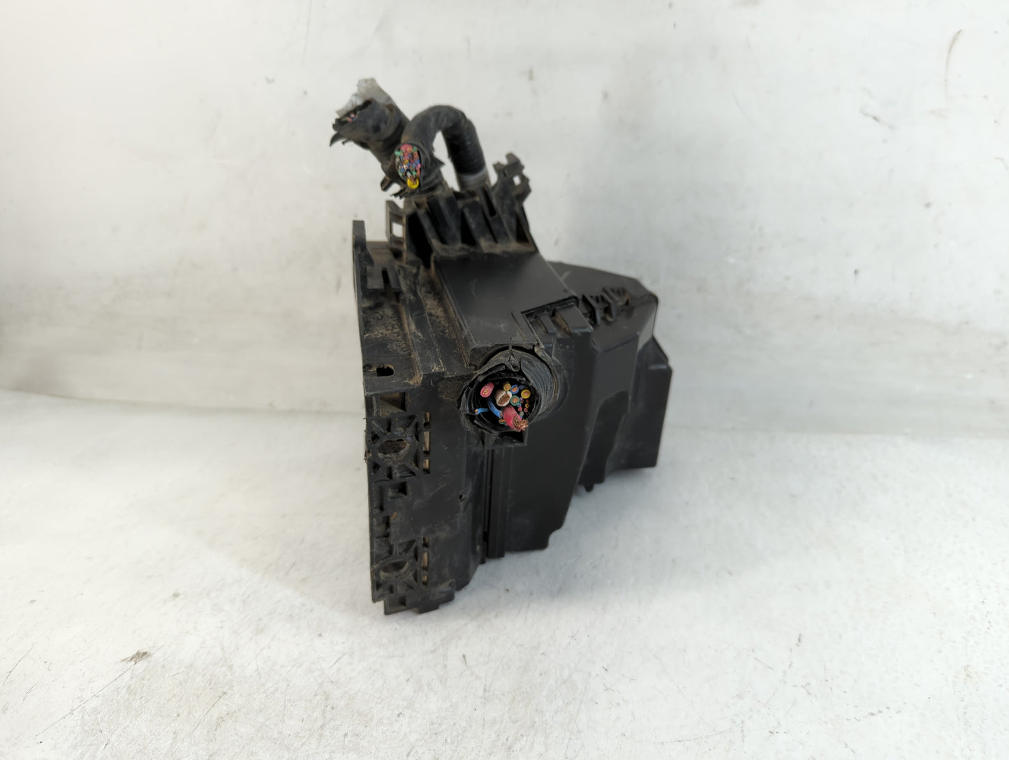 2013-2019 Nissan Versa Fusebox Fuse Box Panel Relay Module P/N:284B8 1HA0B Fits Fits 2013 2014 2015 2016 2017 2018 2019 OEM 