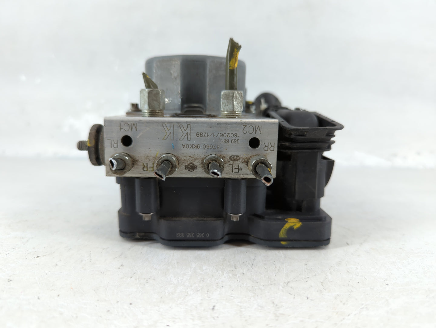 2015-2019 Nissan Versa ABS Pump Control Module Replacement P/N:47660 9KK0A Fits Fits 2015 2016 2017 2018 2019 OEM Used Auto 