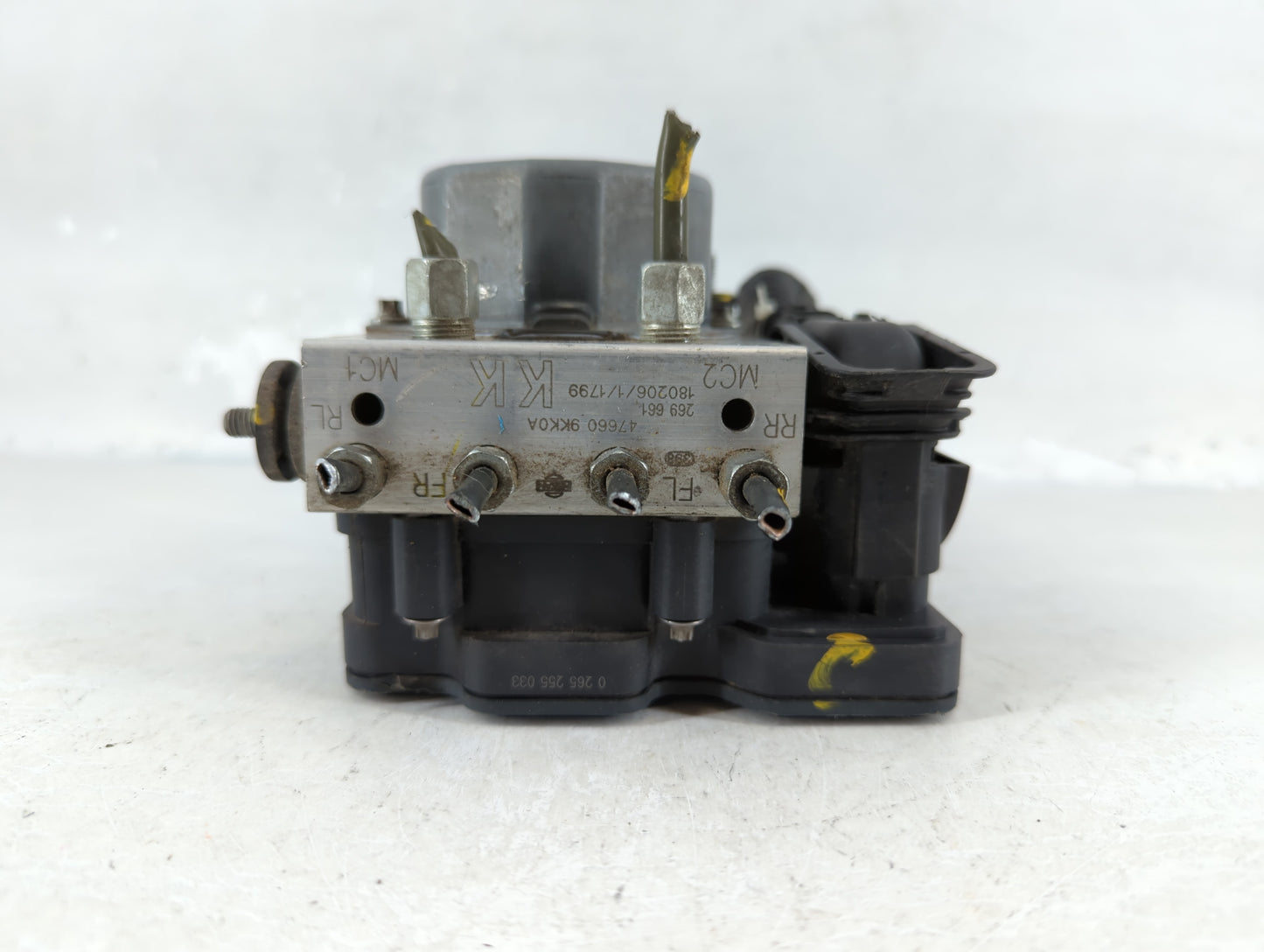 2015-2019 Nissan Versa ABS Pump Control Module Replacement P/N:47660 9KK0A Fits Fits 2015 2016 2017 2018 2019 OEM Used Auto 