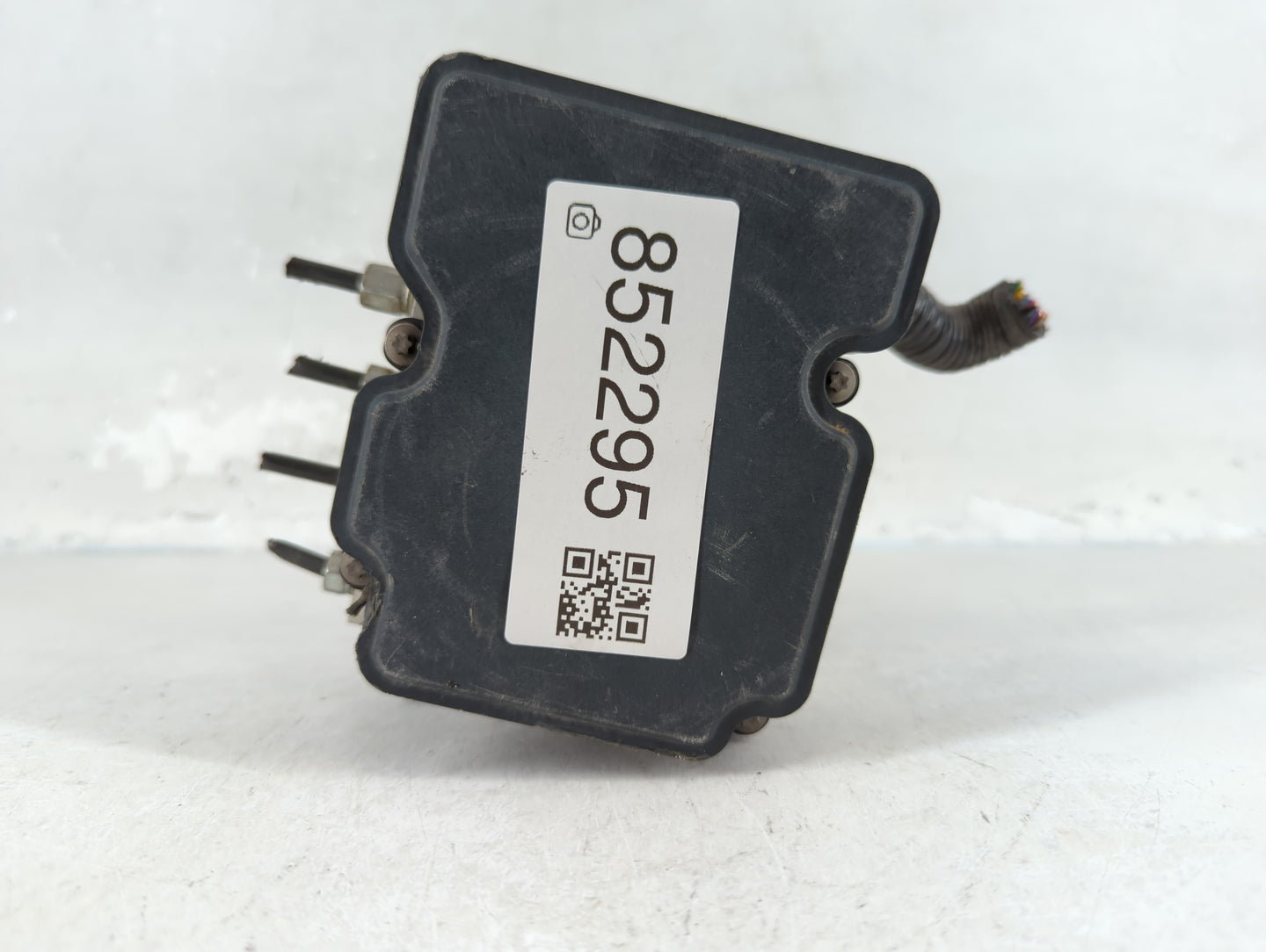 2015-2019 Nissan Versa ABS Pump Control Module Replacement P/N:47660 9KK0A Fits Fits 2015 2016 2017 2018 2019 OEM Used Auto 