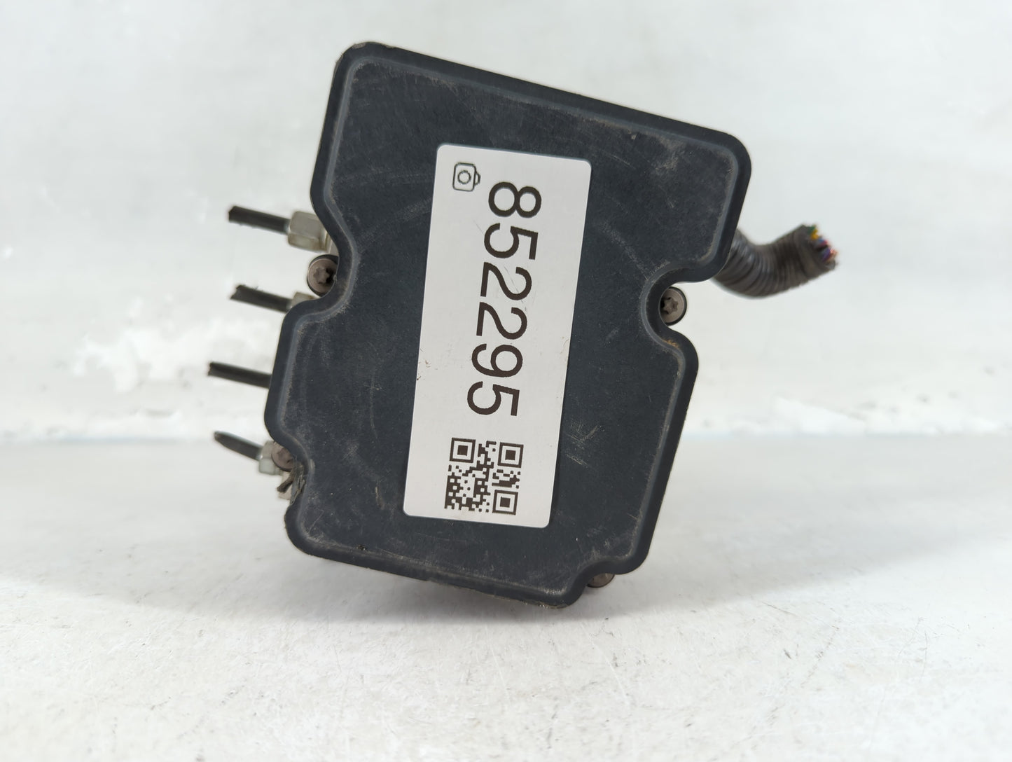 2015-2019 Nissan Versa ABS Pump Control Module Replacement P/N:47660 9KK0A Fits Fits 2015 2016 2017 2018 2019 OEM Used Auto 