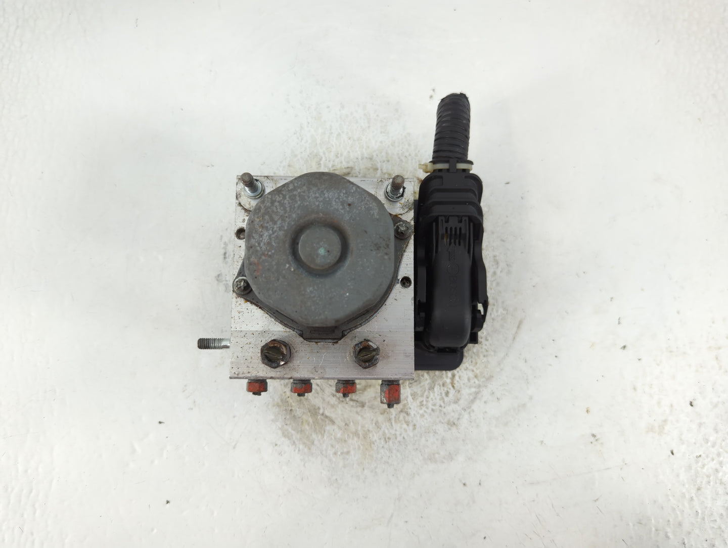2015-2019 Nissan Versa ABS Pump Control Module Replacement P/N:47660 9KK0A Fits Fits 2015 2016 2017 2018 2019 OEM Used Auto 