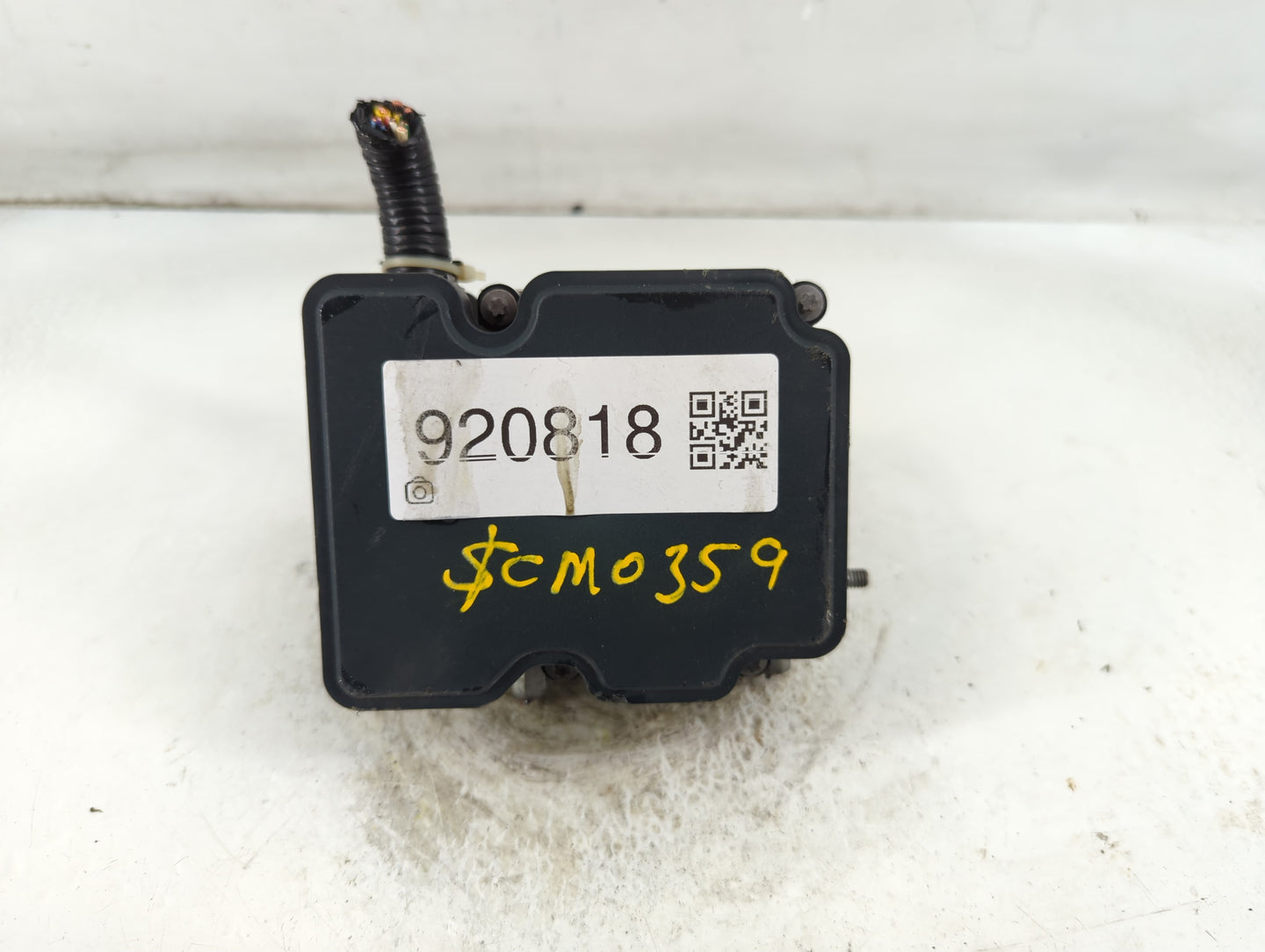 2015-2019 Nissan Versa ABS Pump Control Module Replacement P/N:47660 9KK0A Fits Fits 2015 2016 2017 2018 2019 OEM Used Auto 