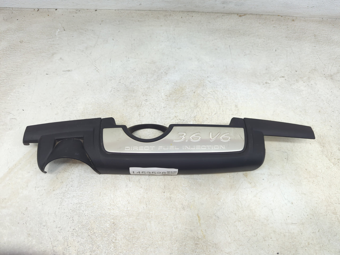 2018 Porsche Cayenne Engine Cover - Oemusedautoparts1.com